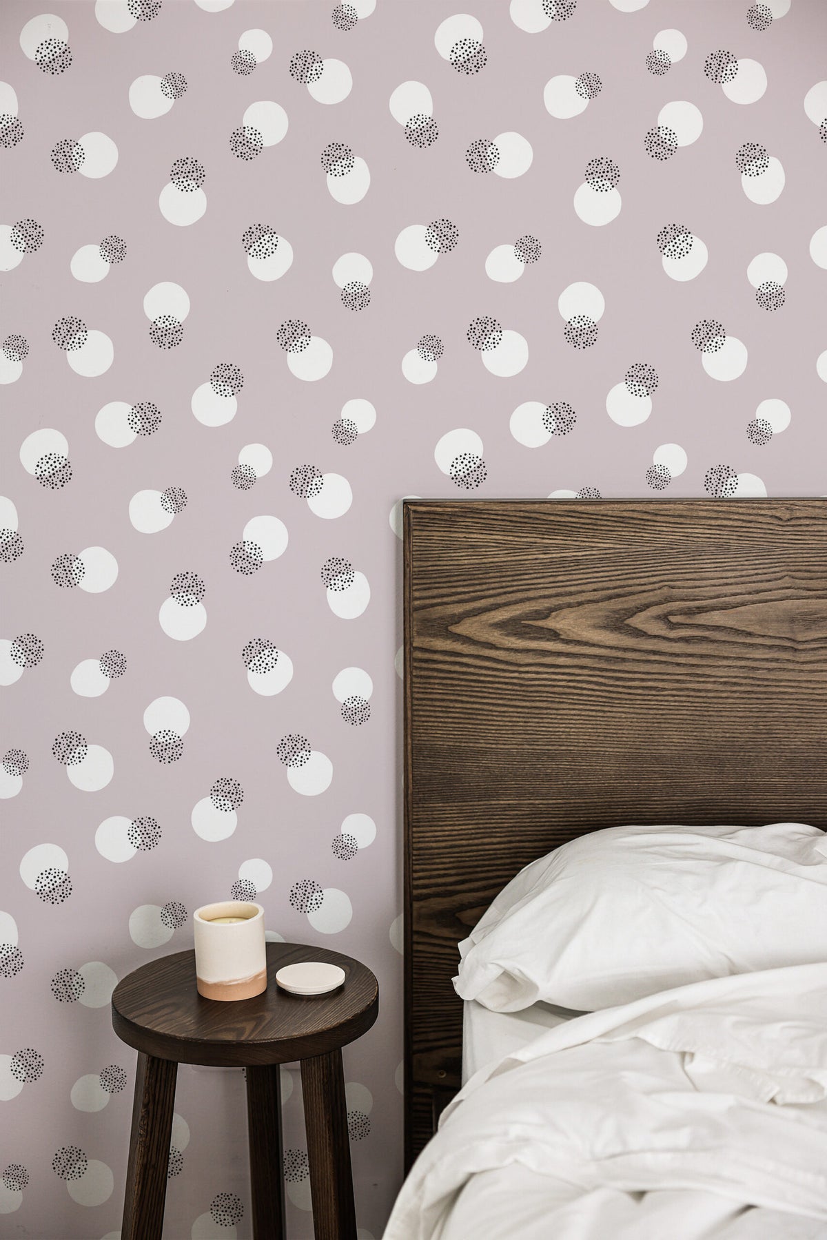 Papel de parede bolinhas rosa pó e branco — imagem 3