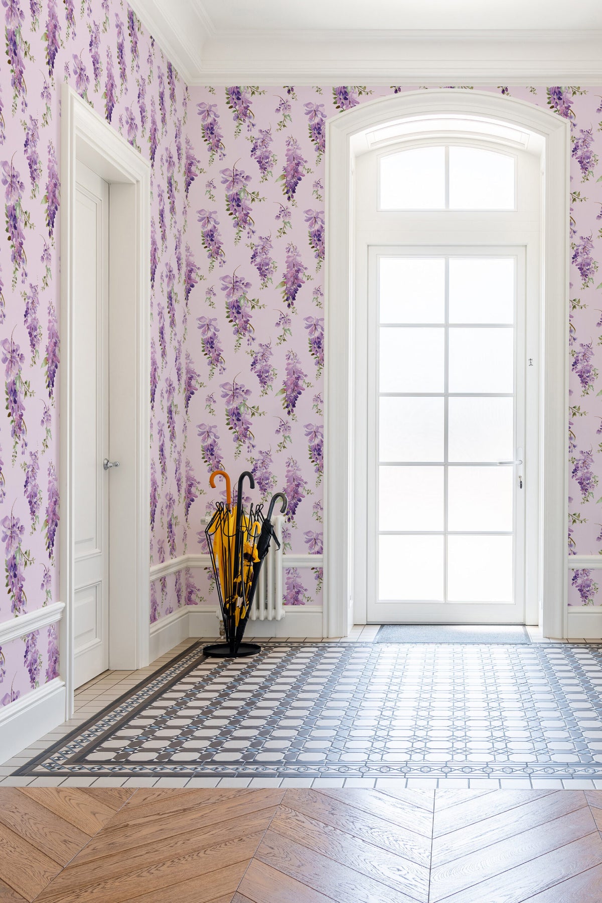 Papel de parede glicínias lilás fundo rosa suave — imagem 4