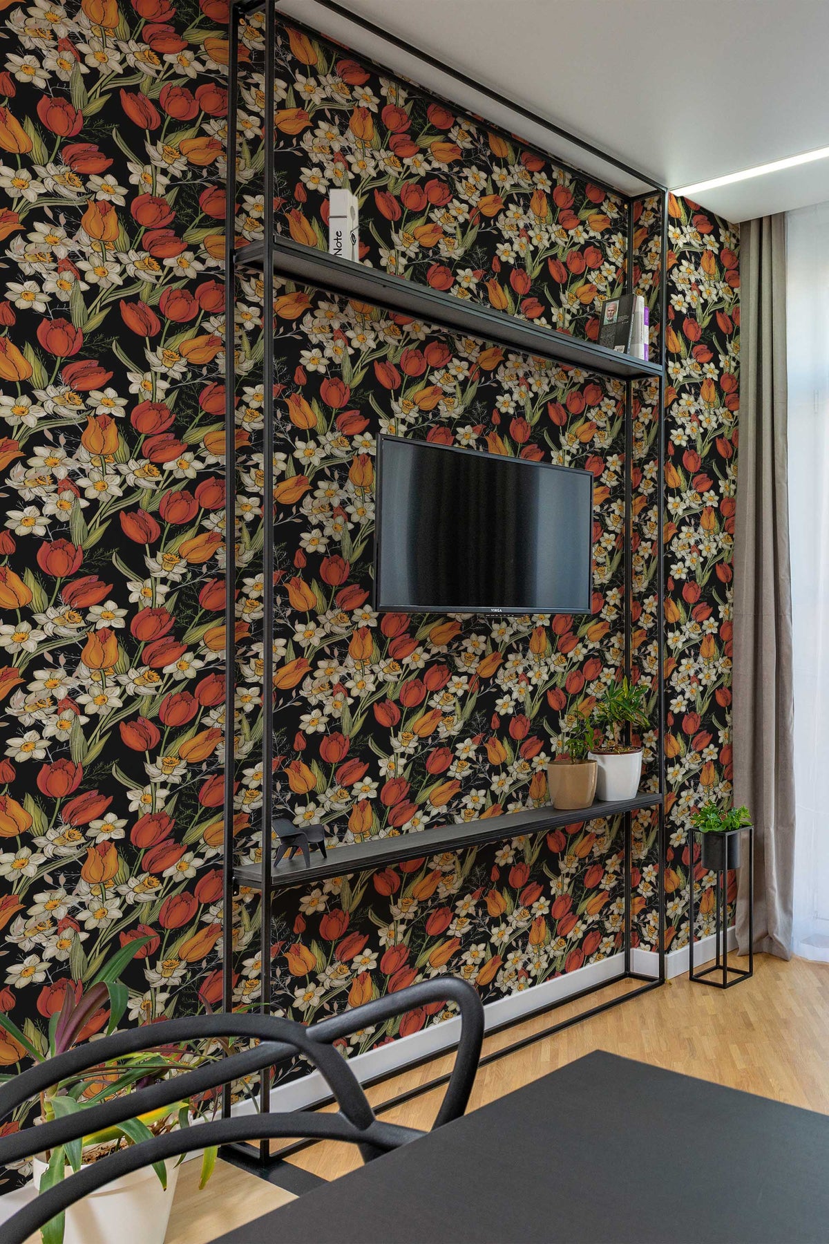 Papel de parede floral tulipas e narcisos fundo preto — imagem 3