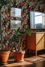 Papel de parede floral tulipas e narcisos fundo preto — imagem 4