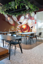 Parede revestida com mural de parede de bowling retro vermelho e branco