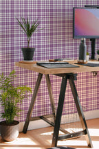 Papel de parede xadrez violeta estilo farmhouse