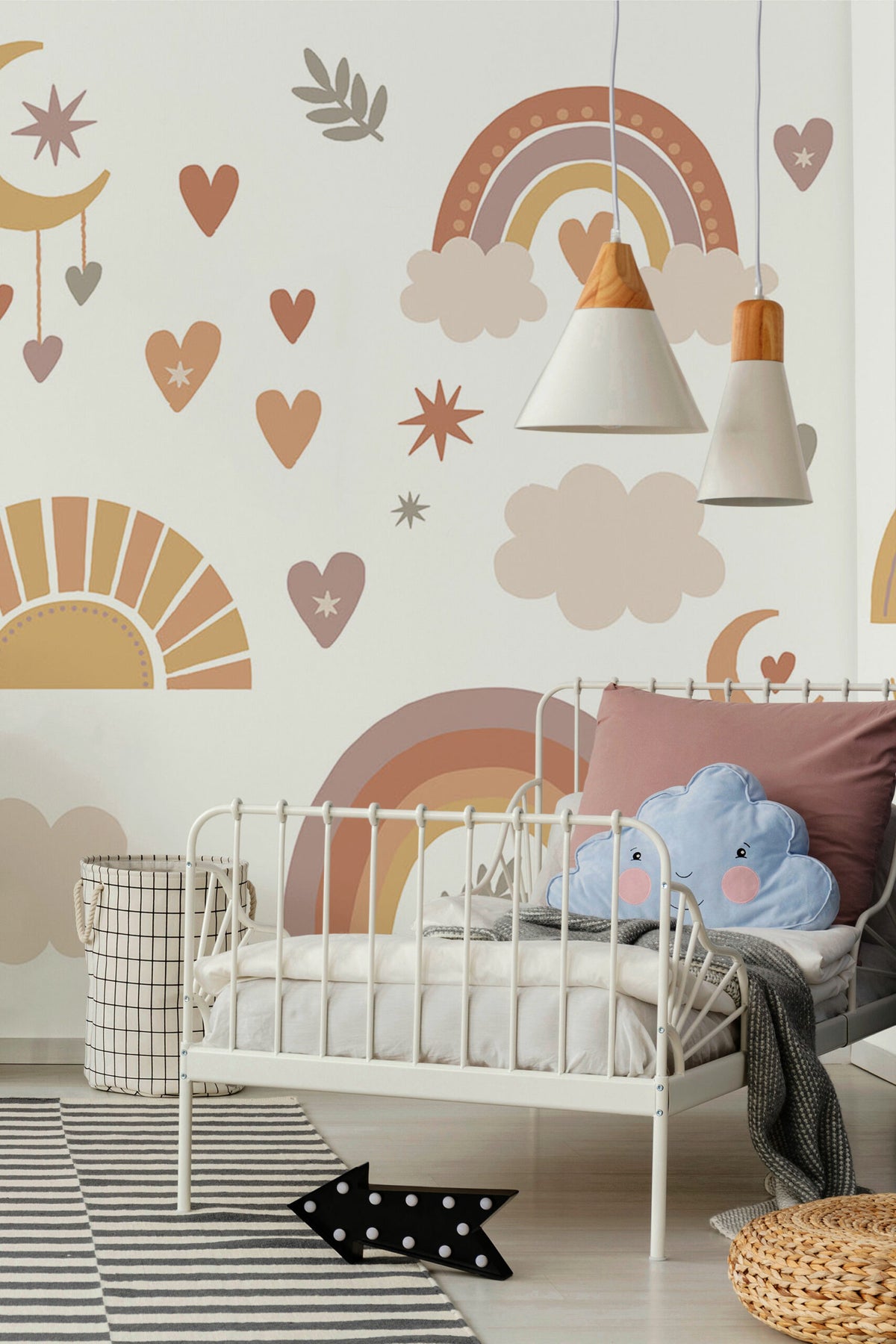 Apanhador de sonhos desenhado em bege suave num mural de parede de estilo boho