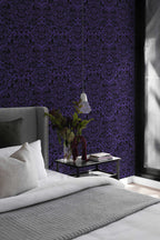Papel de parede damasco gótico roxo e preto